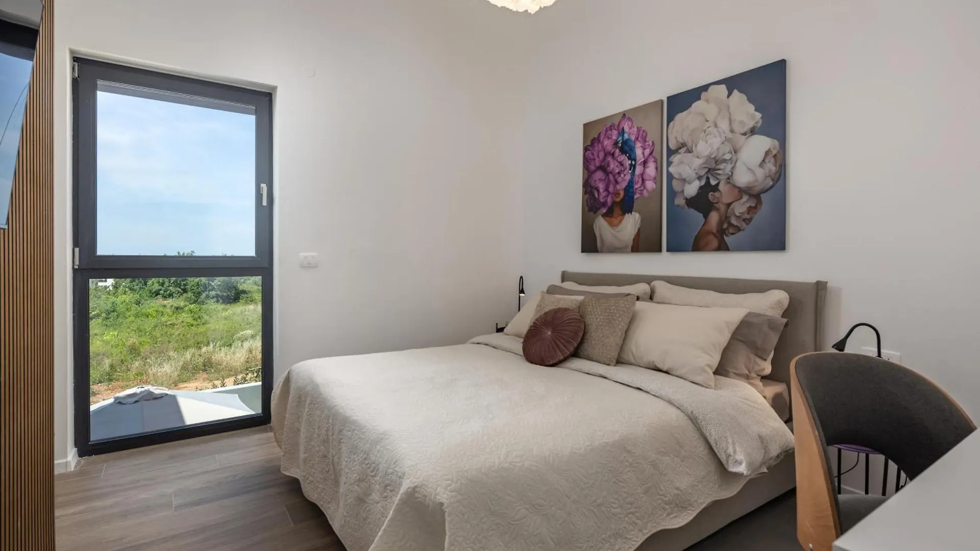 Holiday home Elegant Casa Aria With 2 Gardens And Bbq Facilities Villa Porec